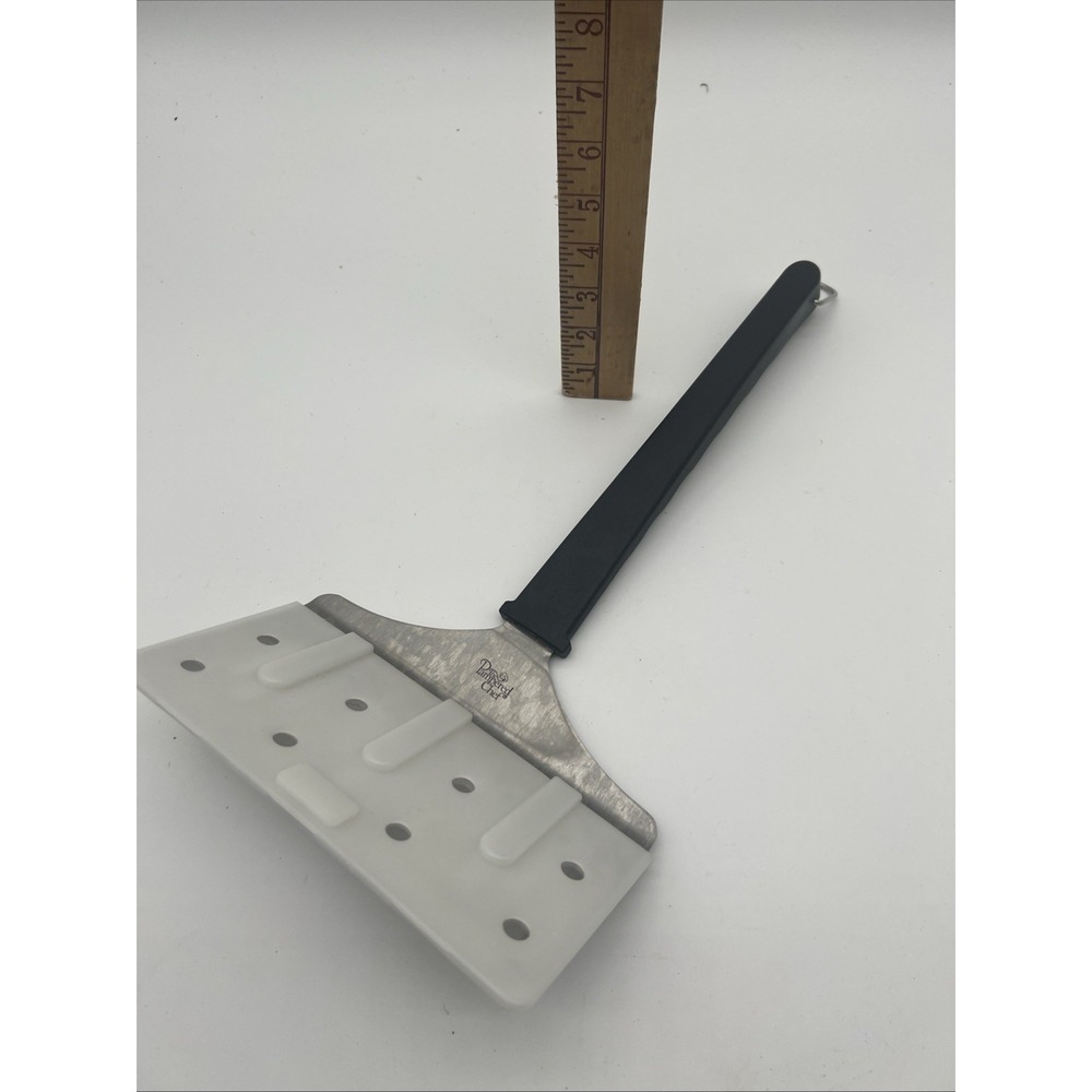 Pampered Chef BBQ Grill Turner 8" Wide Stainless Steel Spatula With Cover #2703